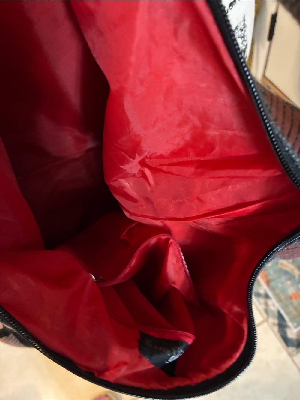 Robin Ruth Gray and Red Patterned Zip Pouch - Picture 9 of 9